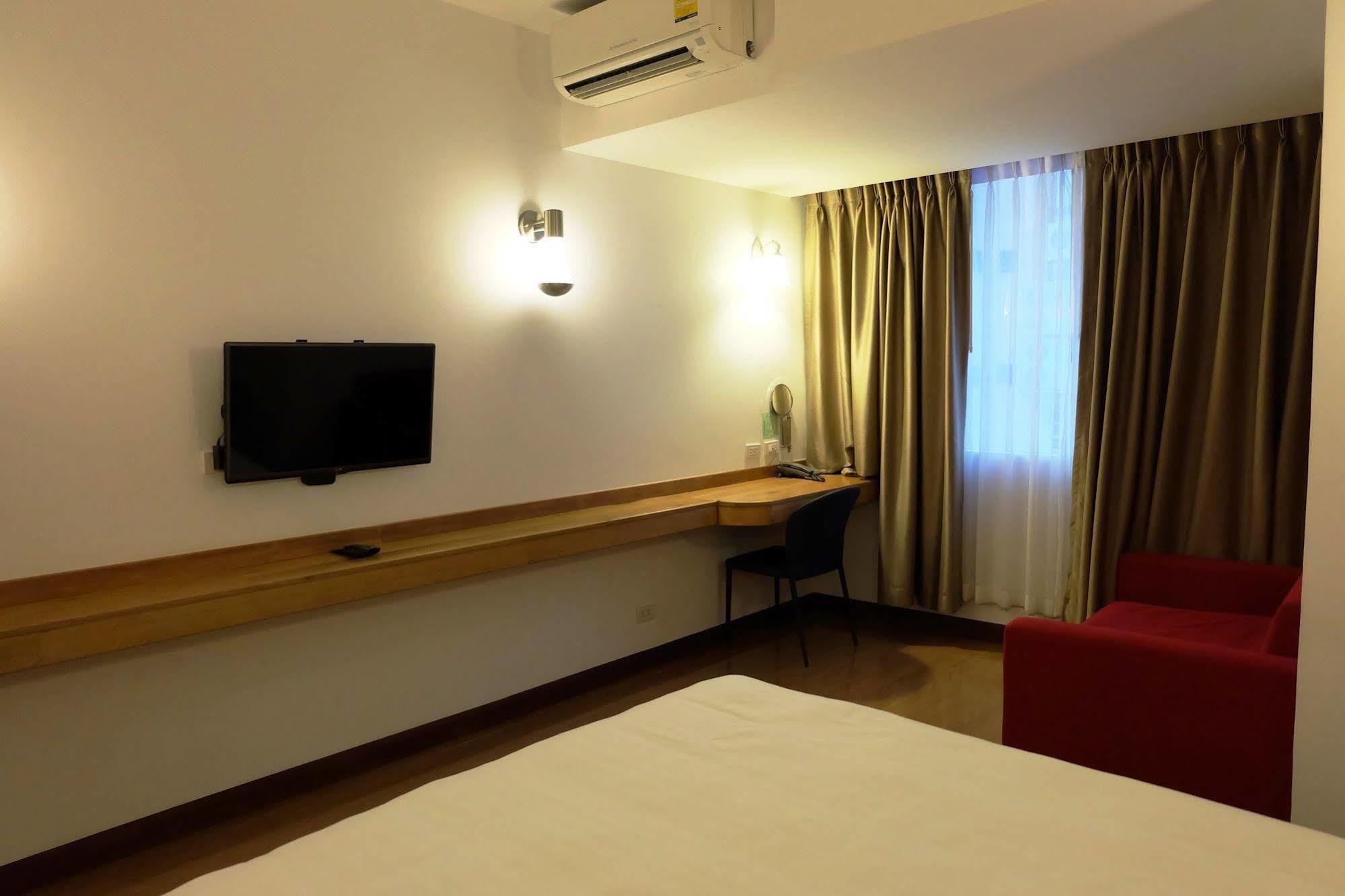 โคซี แอท 9 โฮเต็ล แอนด์ คิตเช่น Hotel กรุงเทพมหานคร ภายนอก รูปภาพ