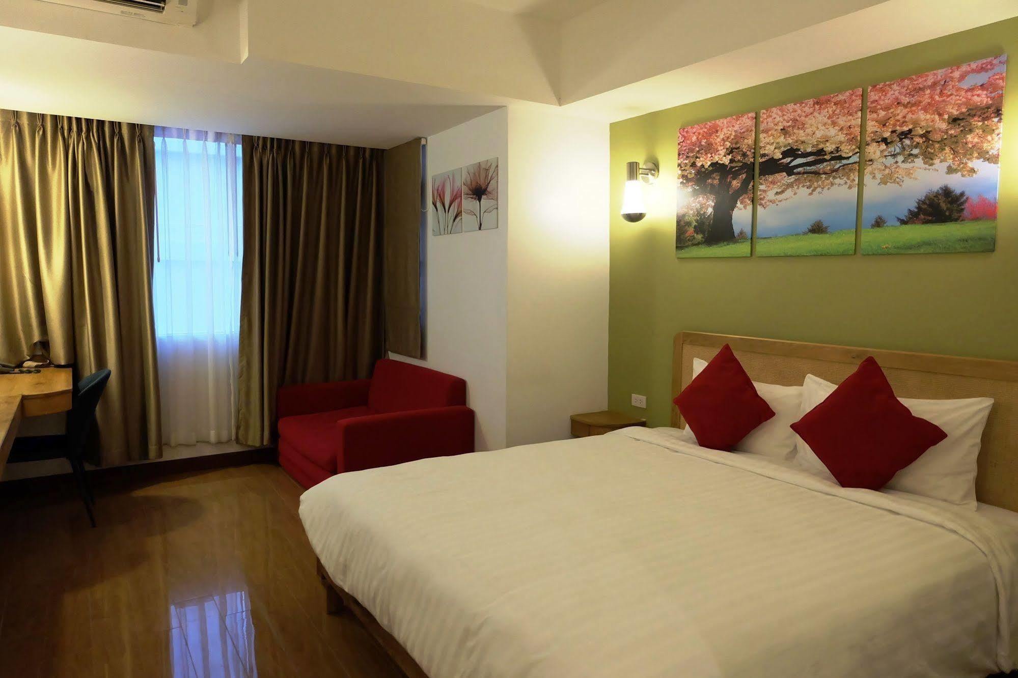 โคซี แอท 9 โฮเต็ล แอนด์ คิตเช่น Hotel กรุงเทพมหานคร ภายนอก รูปภาพ